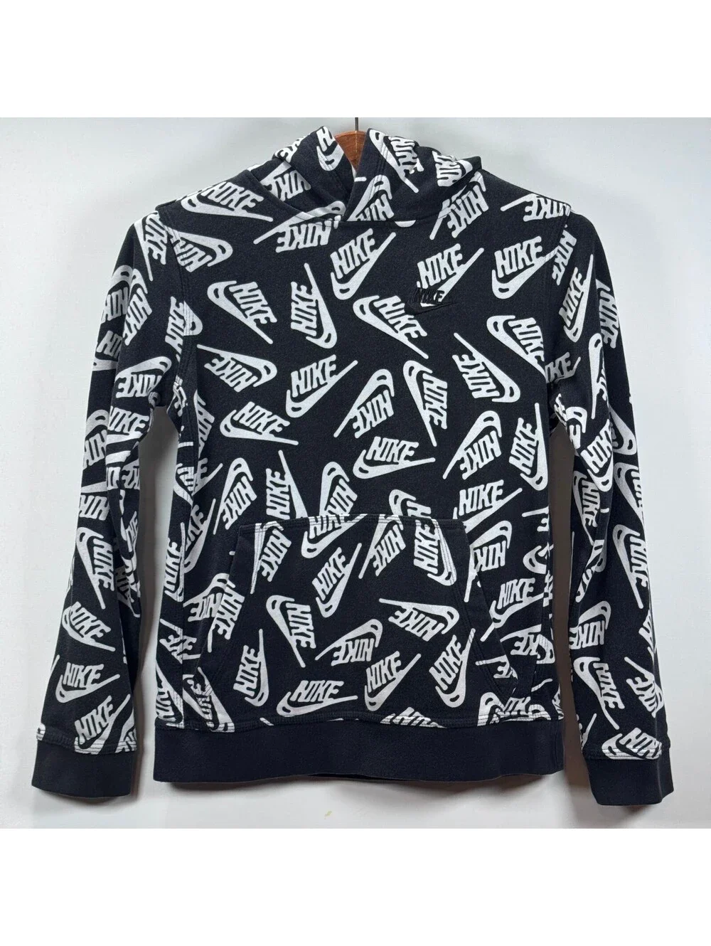 Nike Sportswear Club All-Over Print Pullover Hoodie - L